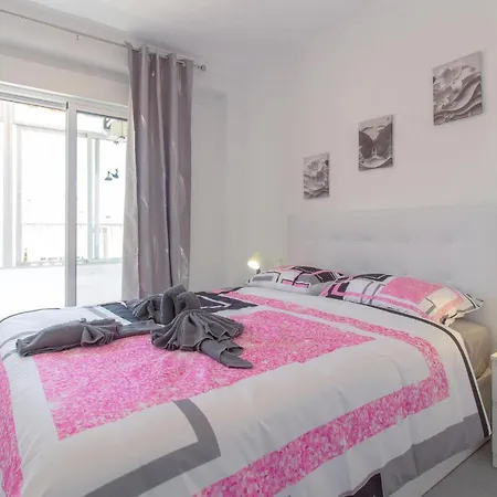 Awesome In Apartman *